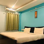 The Arcas Hotel