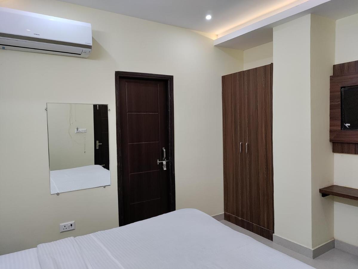 The Arcas Hotel Lucknow